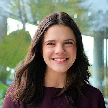 Danielle Wesolowicz Headshot_cropped